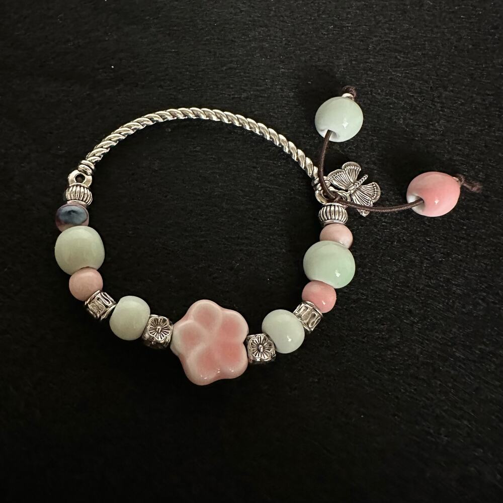 Oriental Ceramic Beads with Peach Blossom Charm Bracelet